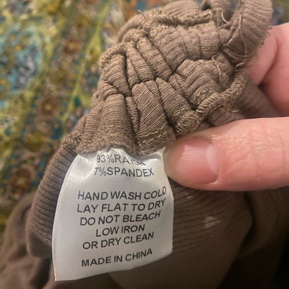 Angel LA brown top and shirt size small - Picture 5 of 6